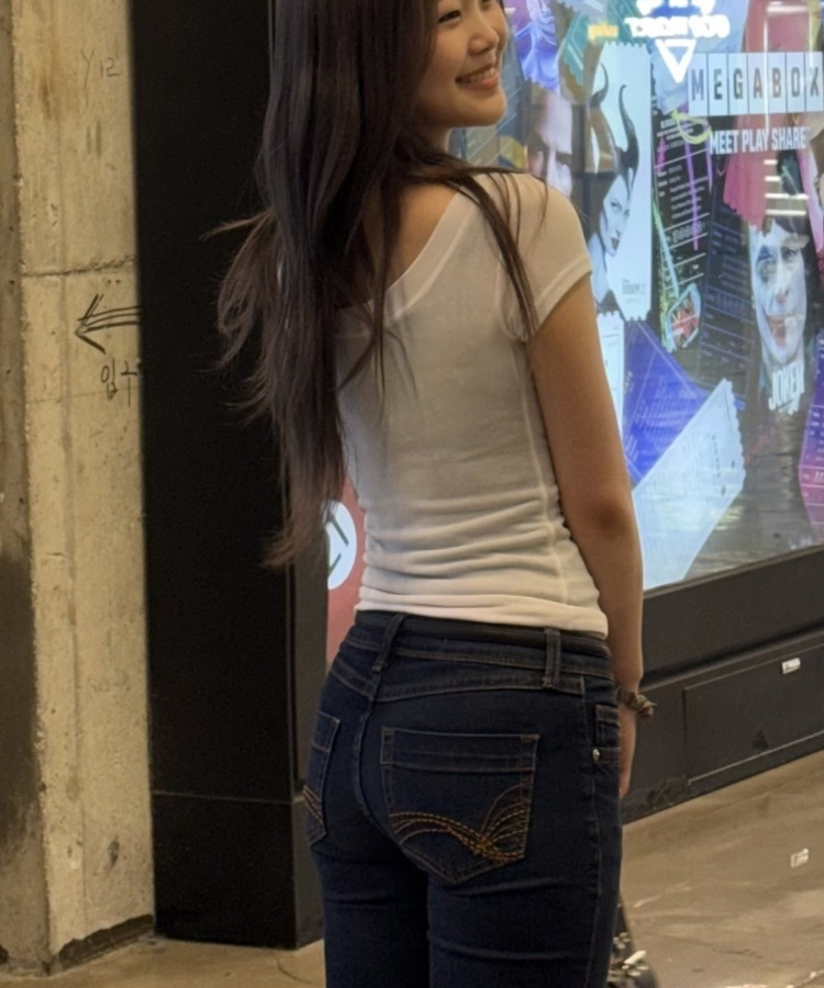 나폴레옹 버튼 포인트 반팔 티셔츠 화이트