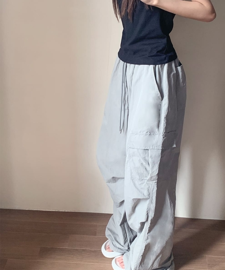【丈別】パラシュートナイロンストリングジョガーパンツ LIGHT GRAY