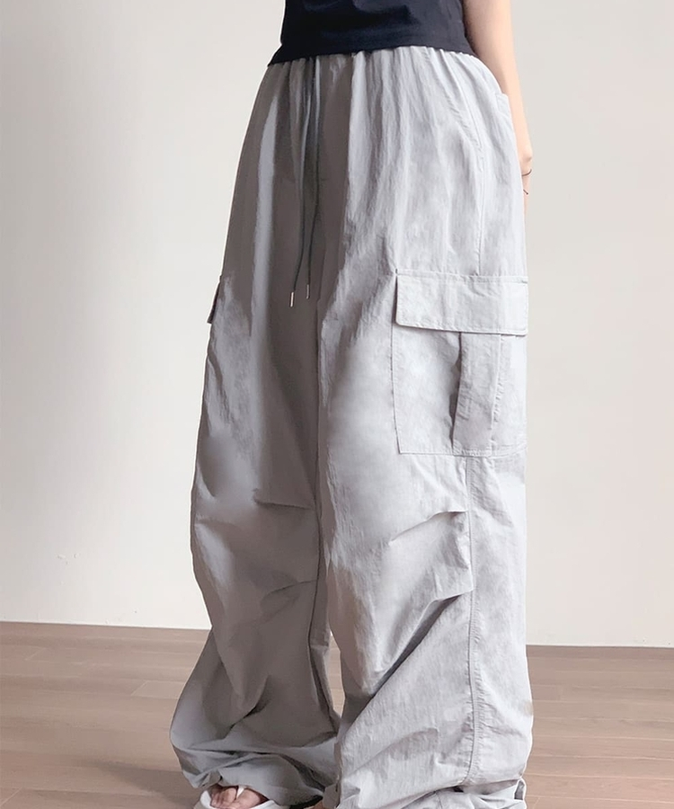 【丈別】パラシュートナイロンストリングジョガーパンツ LIGHT GRAY