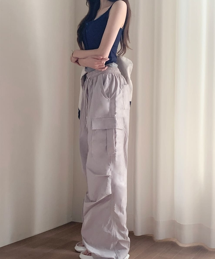 【丈別】パラシュートナイロンストリングジョガーパンツ LIGHT BEIGE