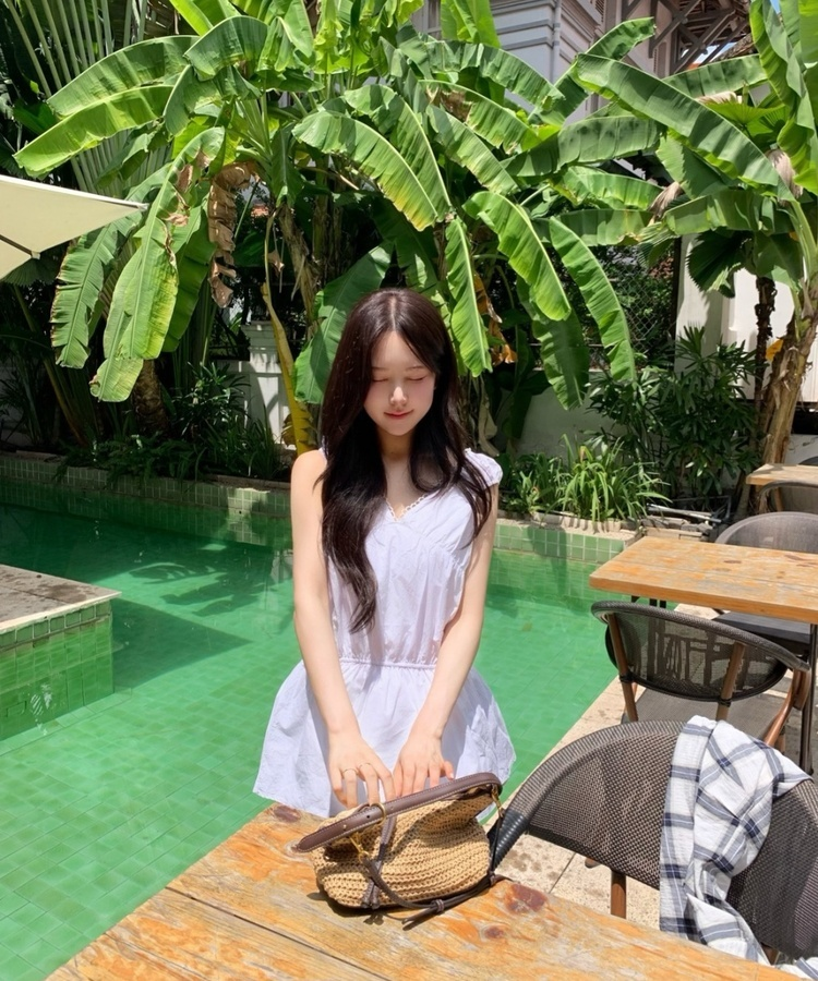 프릴 나시 미니 원피스 화이트