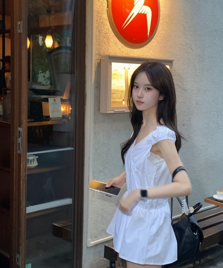 프릴 나시 미니 원피스 화이트