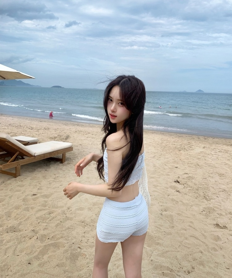 퀸시 튜브탑 팬츠 비키니 수영복 소라