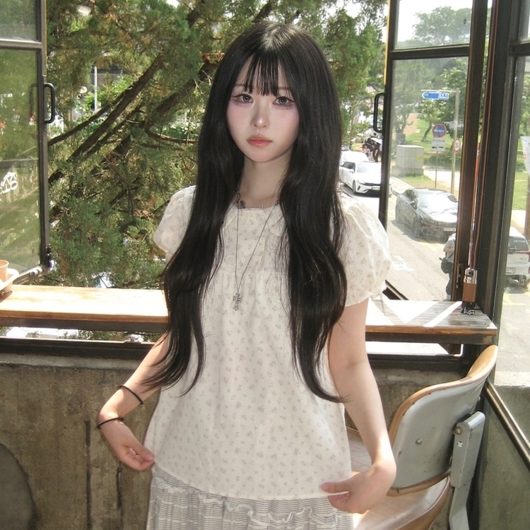 4버튼 더블버튼 둥근카라 반팔 퍼프 블라우스 모리걸 빈티지 잔꽃 러블리 오버핏 프리사이 베이지