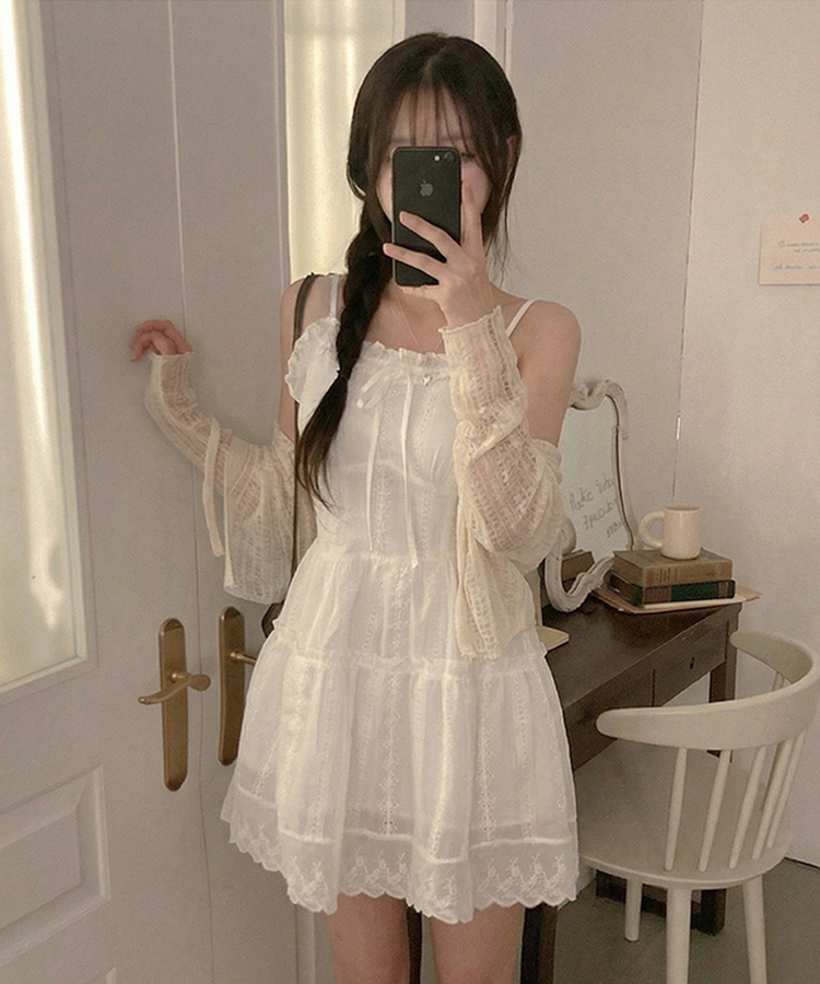 솜사탕 리본끈 시스루 펀칭 크롭 가디건 베이지