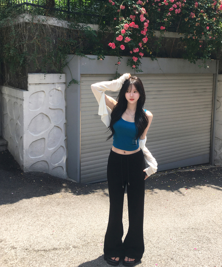 쿨링소재 릴프 세미 부츠컷 롱 트레이닝 팬츠 링클프리 와이드 츄리닝 스판 쫀쫀 핏보장 슬림핏 말라핏 하체커버 밴딩 끈조절 데일리 여름신상여름바지 블랙
