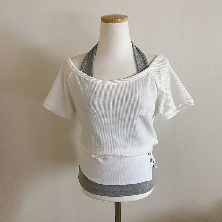 スリムホルターネックオフショル半袖Tシャツ