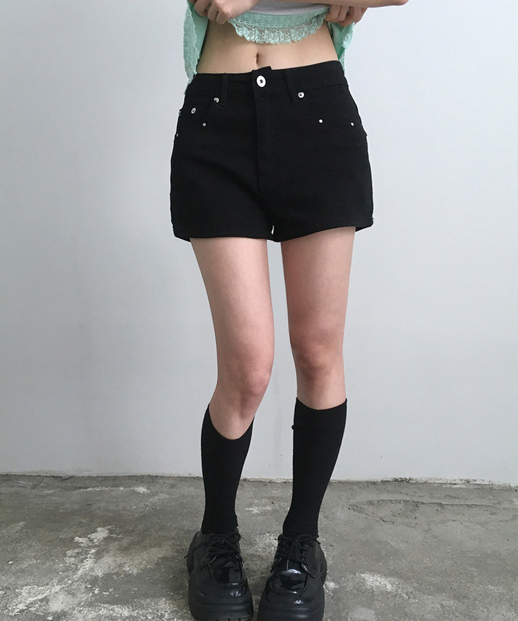 Ginzi レザー ブラック ショートパンツ スタッズ Ginzi レザー ブラック ショートパンツ スタッズ Leather Shorts6