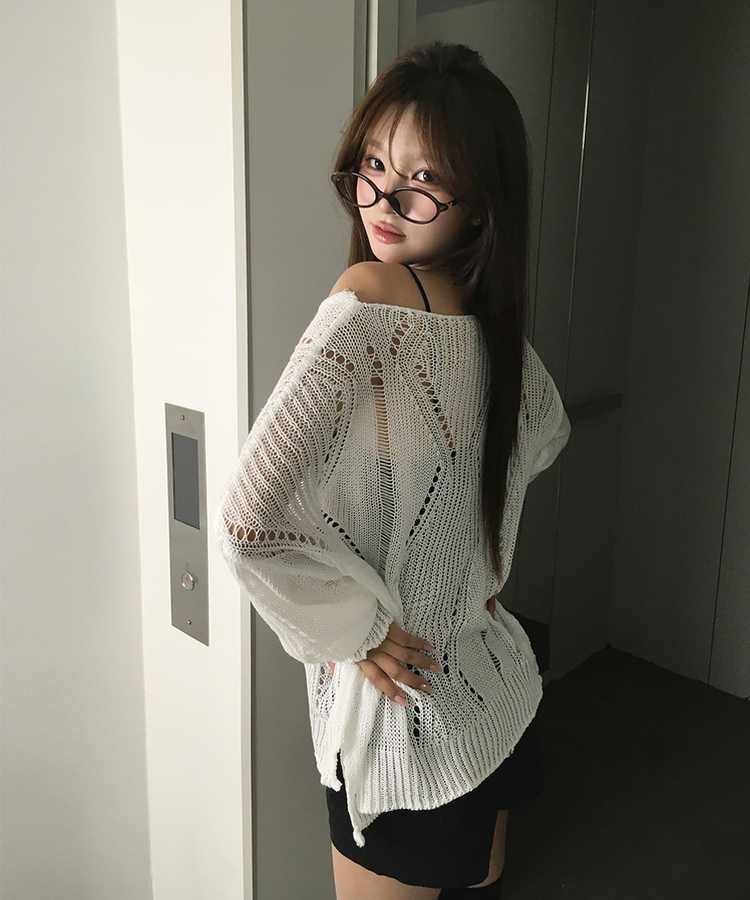ルーズパンチングVネックシアーニット WHITE