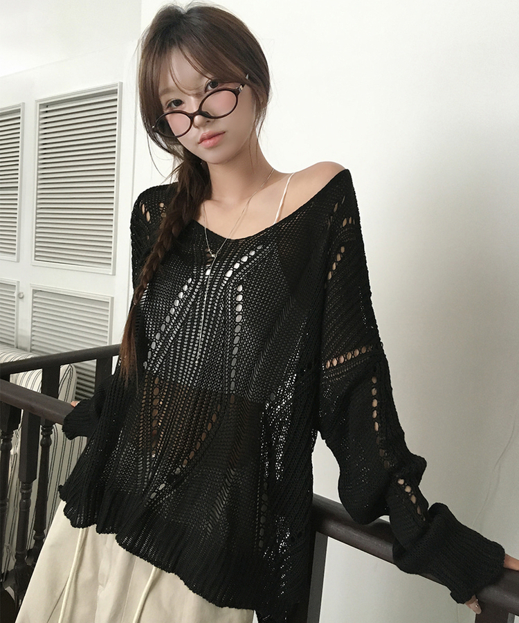 ルーズパンチングVネックシアーニット BLACK