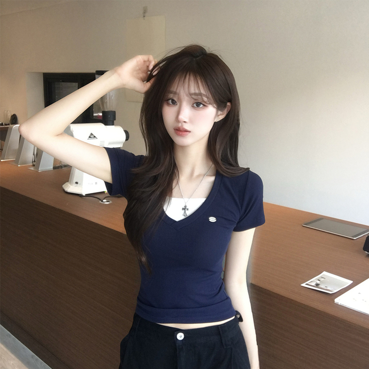 레이어드 효과 무지 브이넥 여름 반팔 티셔츠 팬던트 슬림핏 반팔티 데일리 골지 반팔티 배색 와펜 일체형 상의 3color 네이비
