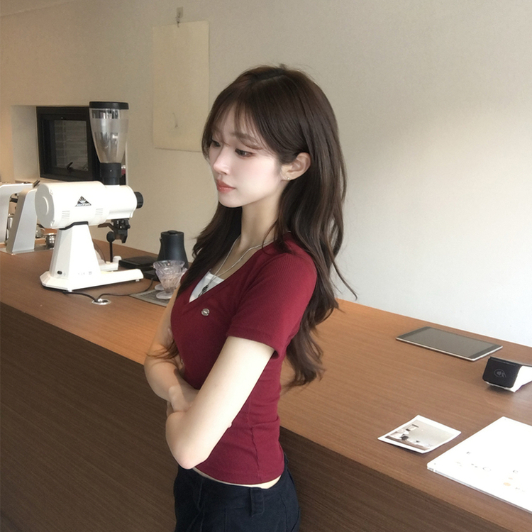 레이어드 효과 무지 브이넥 여름 반팔 티셔츠 팬던트 슬림핏 반팔티 데일리 골지 반팔티 배색 와펜 일체형 상의 3color 레드