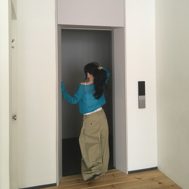 ルーズフィットクロップシアーカーディガン SKY BLUE