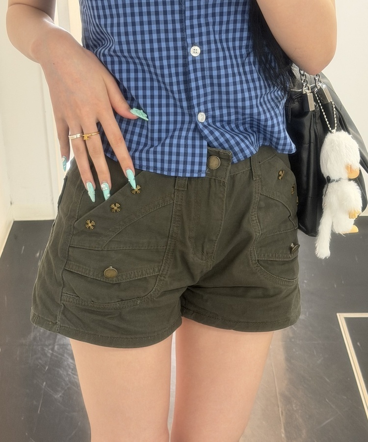 クロススタッズカーゴショートパンツ CHARCOAL
