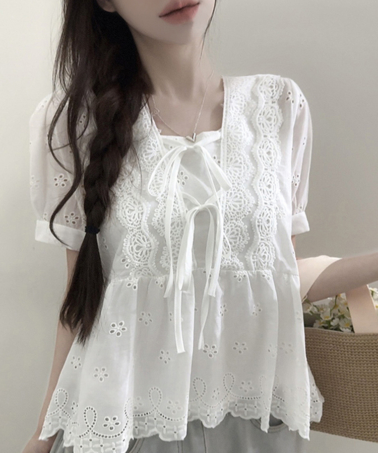 パンチングレースフリルリボン半袖ブラウス WHITE