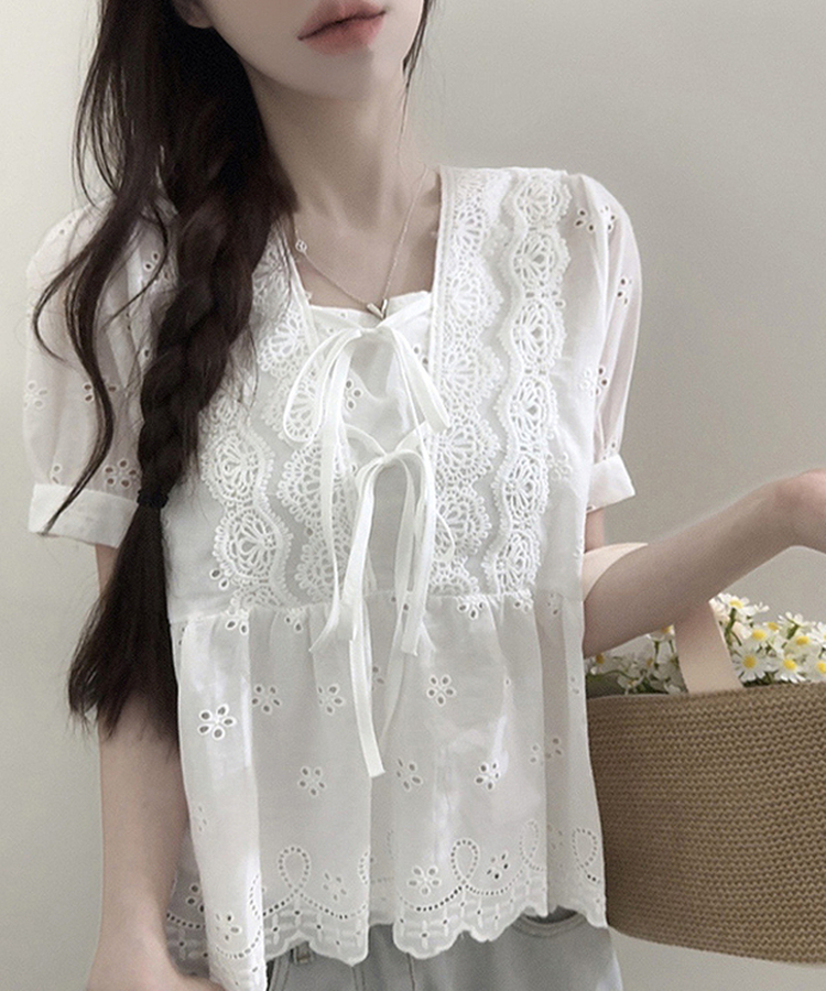 パンチングレースフリルリボン半袖ブラウス WHITE