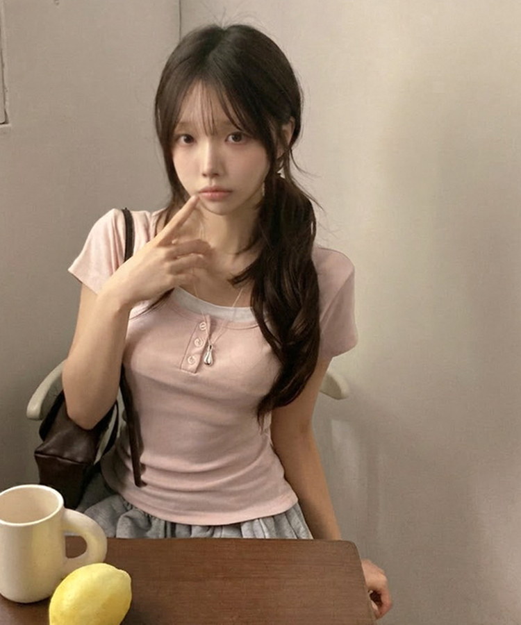 스토리 배색 버튼 이너티 레이어드 반팔 티셔츠 핑크