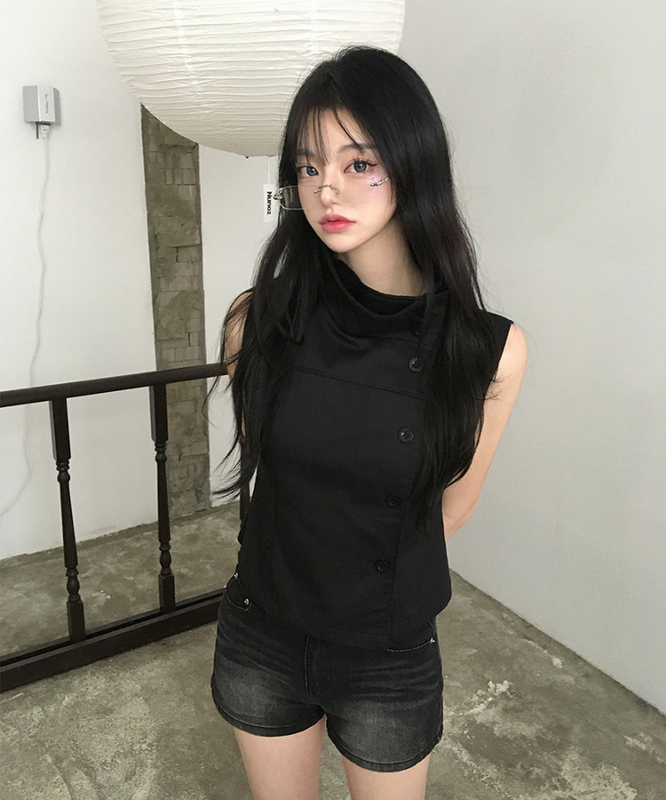 スリムハイネックボタンノースリーブジャケット BLACK