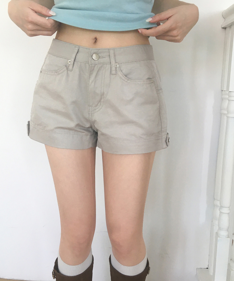 サイドストラップスリムショートパンツ BEIGE