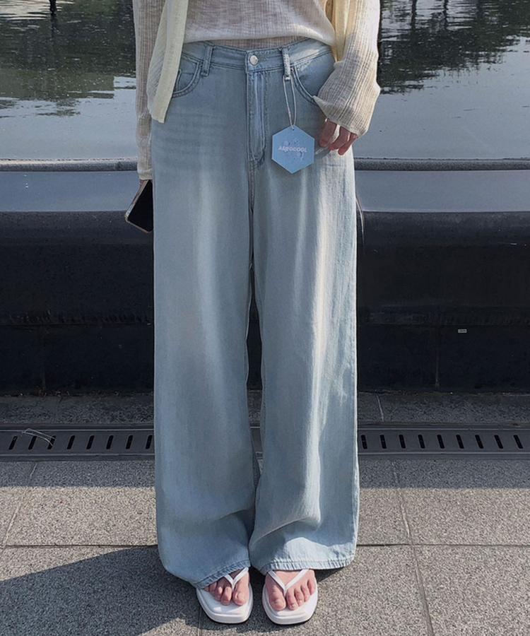 クールデニムセミワイドパンツ LIGHT DENIM