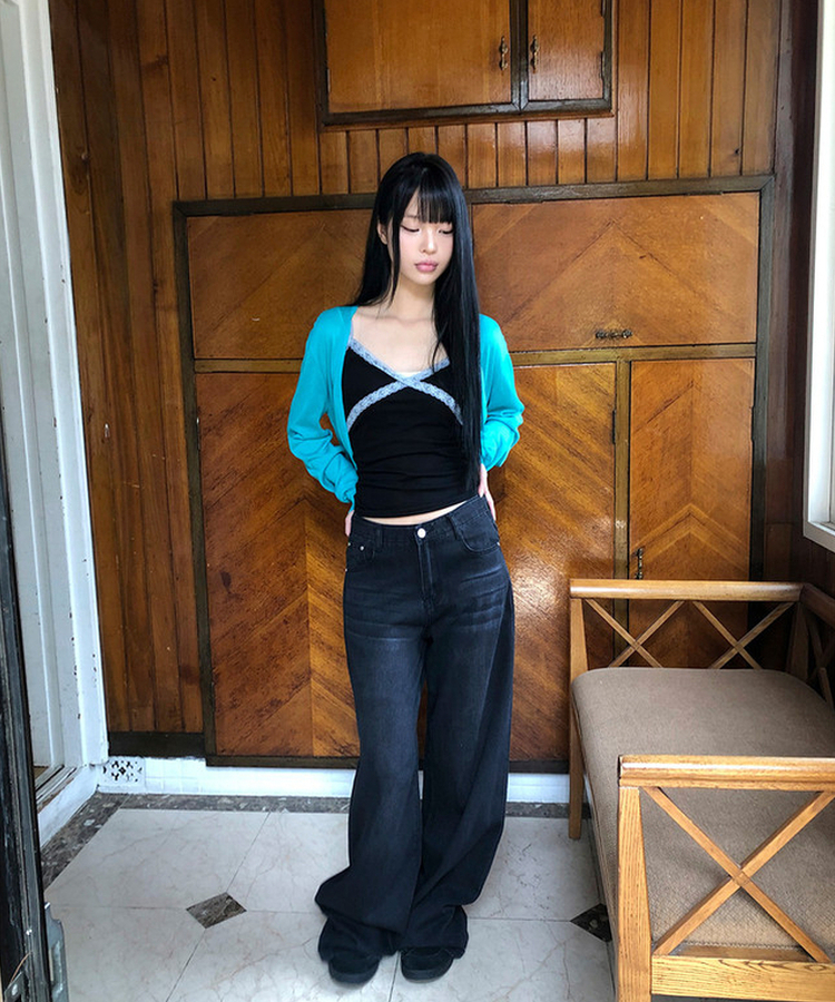 レースVネックキャミソール BLACK