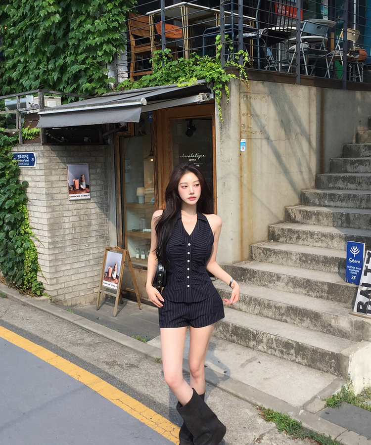 【SET】ホルターネックストライプシャツ＋ショートパンツ NAVY