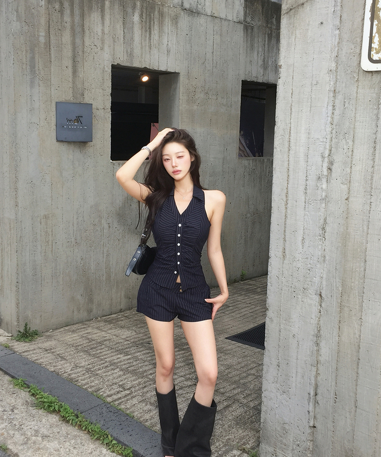 【SET】ホルターネックストライプシャツ＋ショートパンツ NAVY