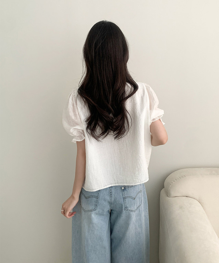 フリルシャーリングリボン半袖ブラウス WHITE