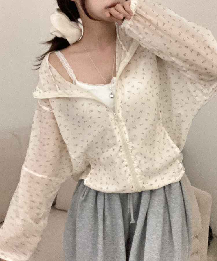 フラワーフードウィンドブレーカー CREAM