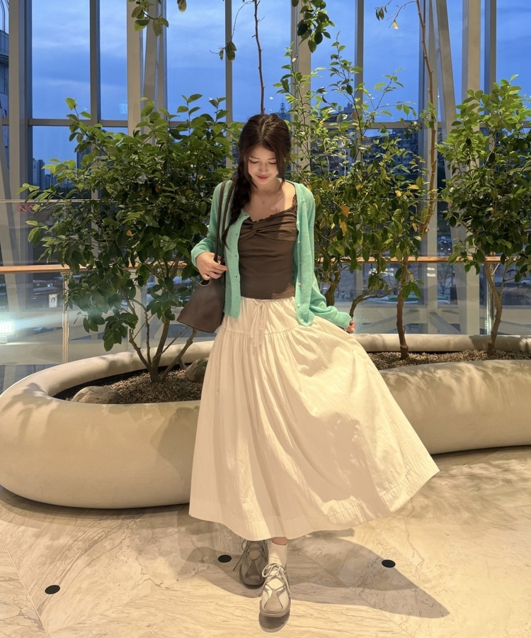 플레어 롱 스커트 아이보리