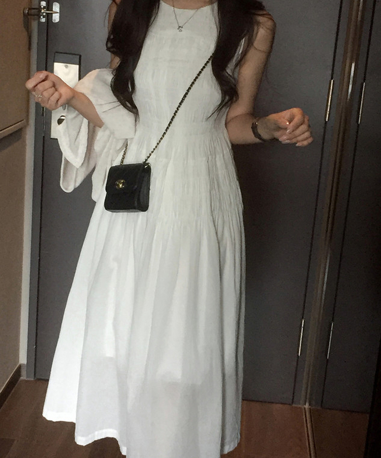 シャーリングノースリーブロングワンピース IVORY