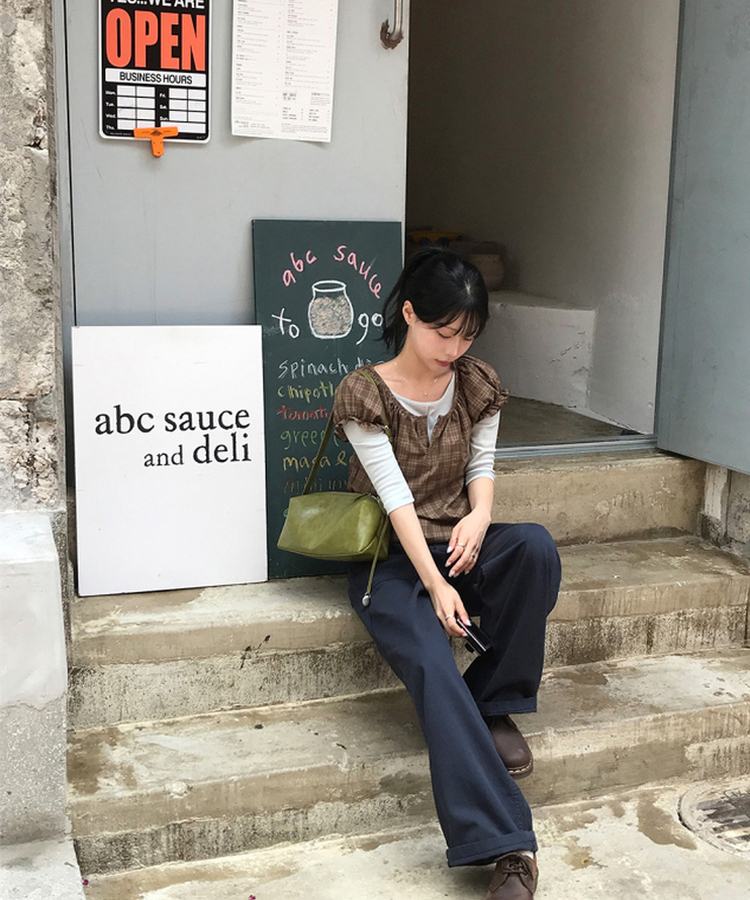 チェックパフ半袖ブラウス BROWN