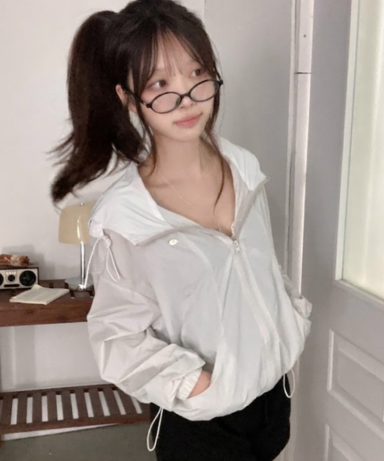 치코 후드 배색 팬던트 바람막이 점퍼 그레이