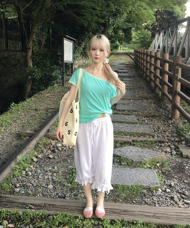 ドットフリルリボン7分丈パンツ IVORY