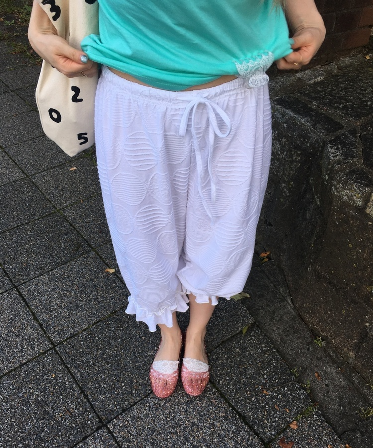 ドットフリルリボン7分丈パンツ IVORY