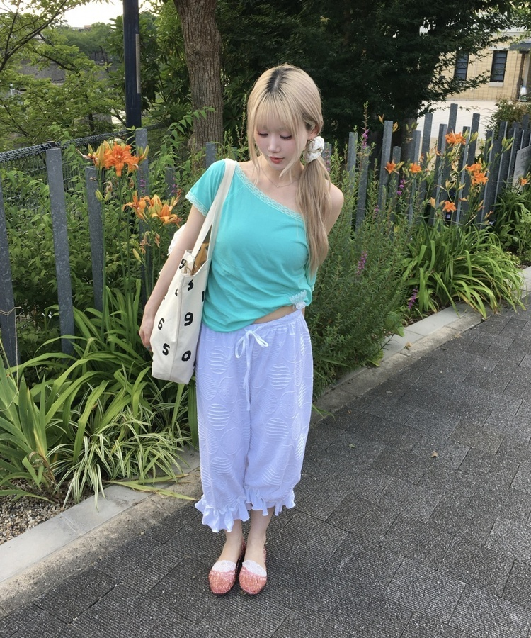 ドットフリルリボン7分丈パンツ IVORY