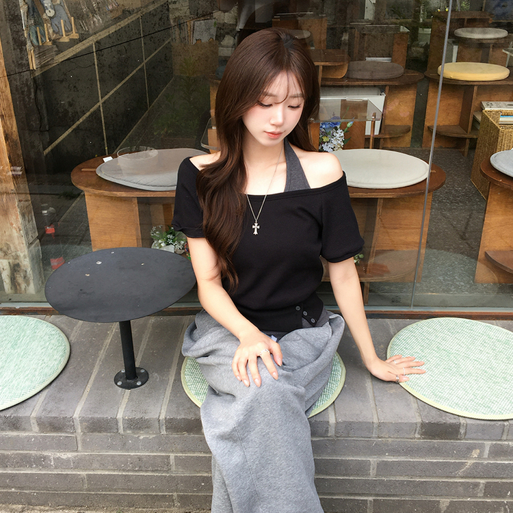 【SET】ボートネック半袖Tシャツ ホルターネックキャミ BLACK