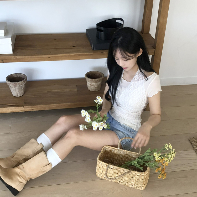 【SET】レースホルターネックキャミ＋フリル半袖Tシャツ IVORY
