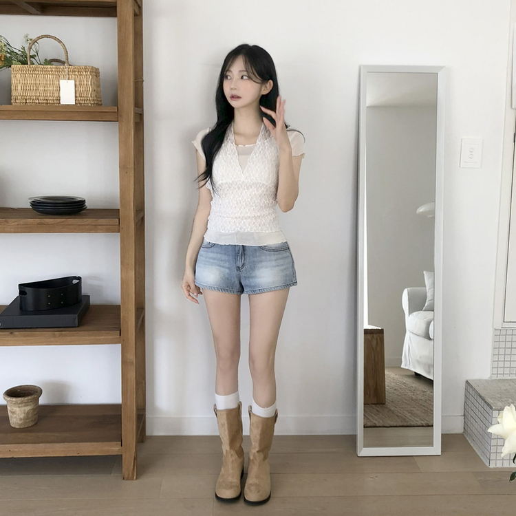 ライトブルーローライズデニムショートパンツ LIGHT BLUE