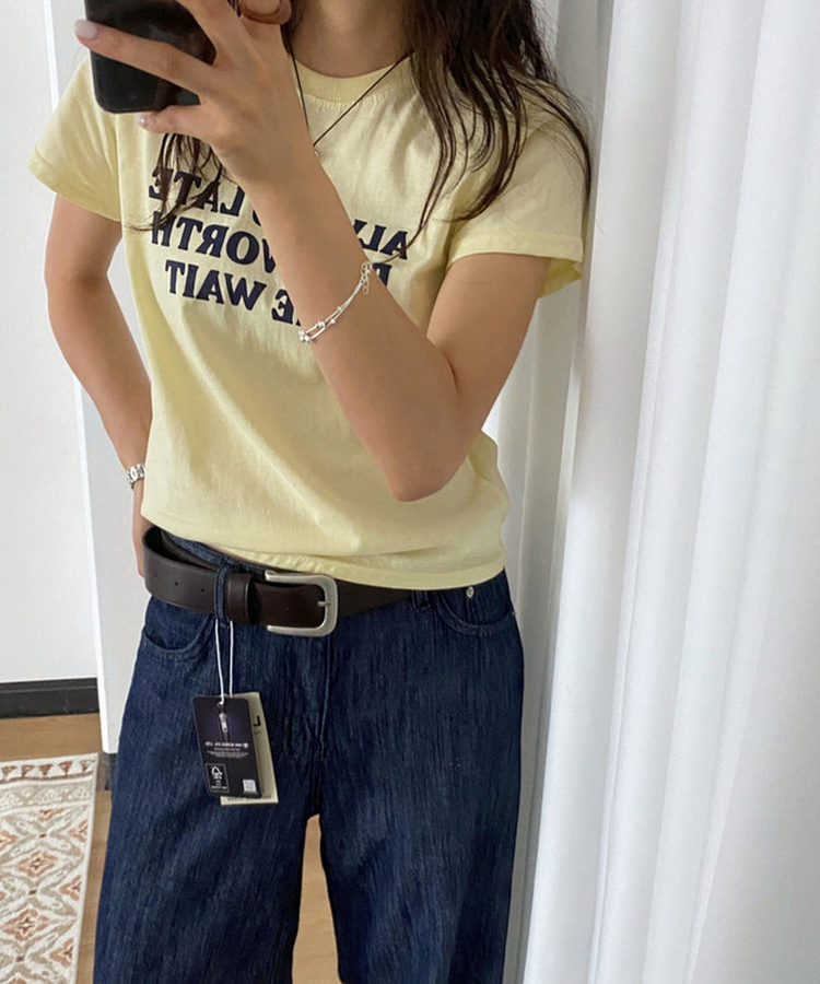 ヴィンテージレタリングスリム半袖Tシャツ LIGHT YELLOW