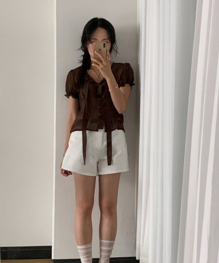 シアーパフストラップ半袖ブラウス BROWN