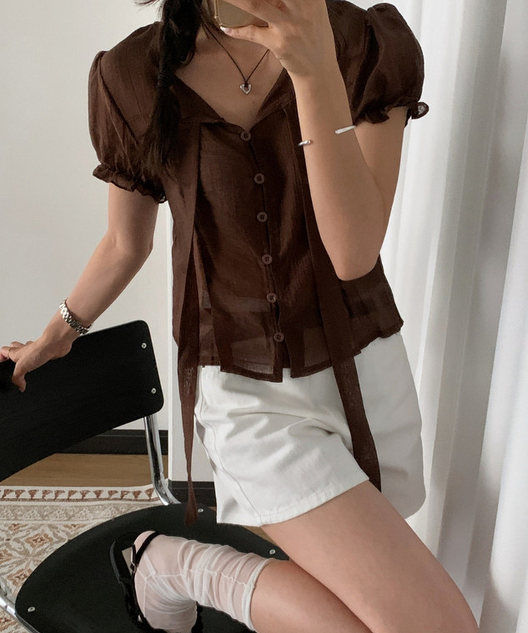 シアーパフストラップ半袖ブラウス BROWN