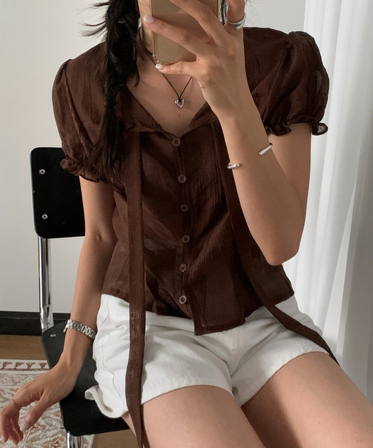 シアーパフストラップ半袖ブラウス BROWN