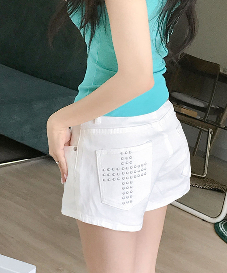 クロススタッズコットンショートパンツ IVORY