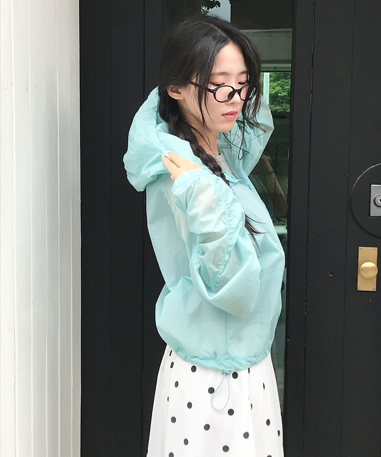 모비 시스루 셔링 포켓 루즈핏 후드 바람막이 살안타템 소라