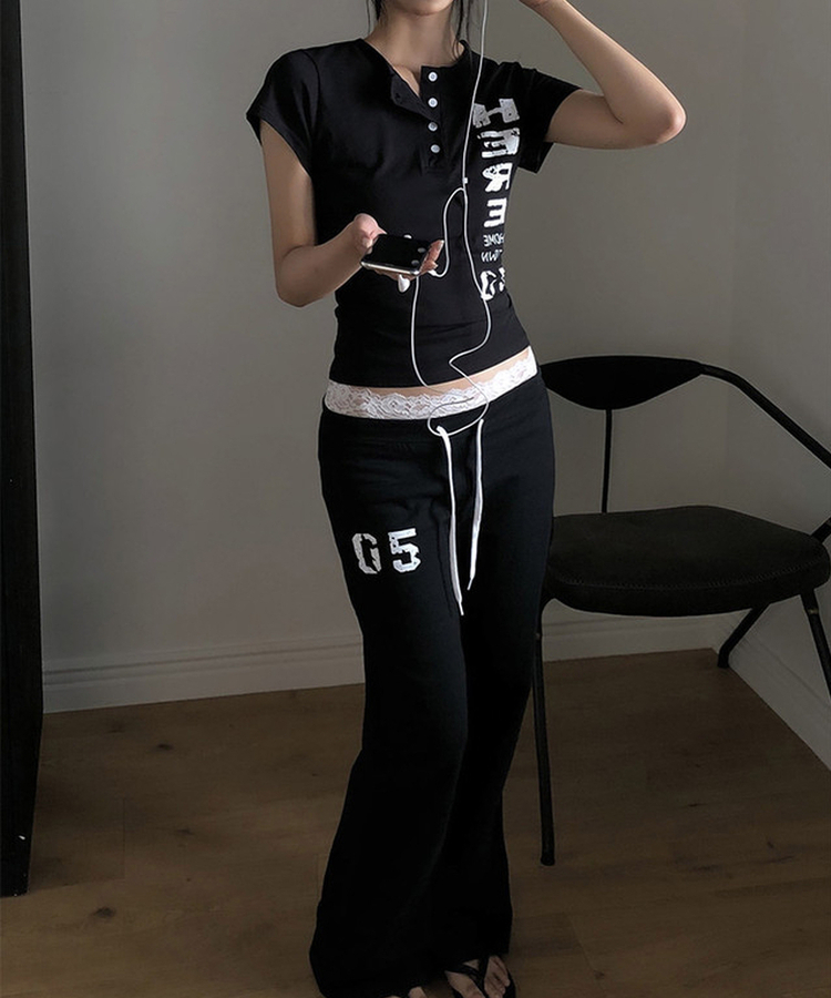 プリントヘンリーネックボタン半袖Tシャツ BLACK