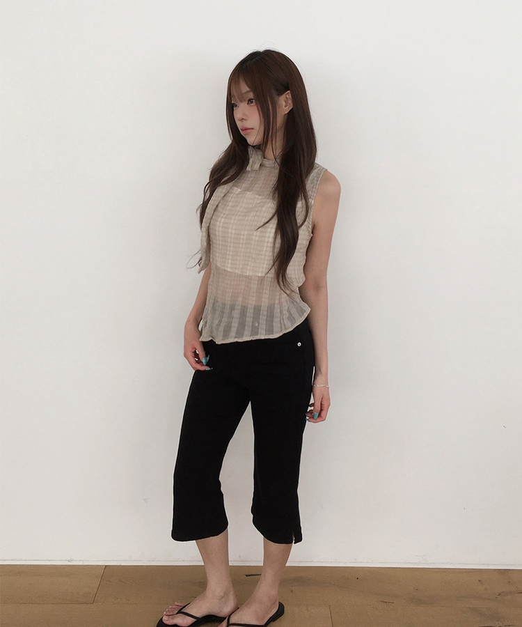 スリットカプリ6分丈パンツ BLACK