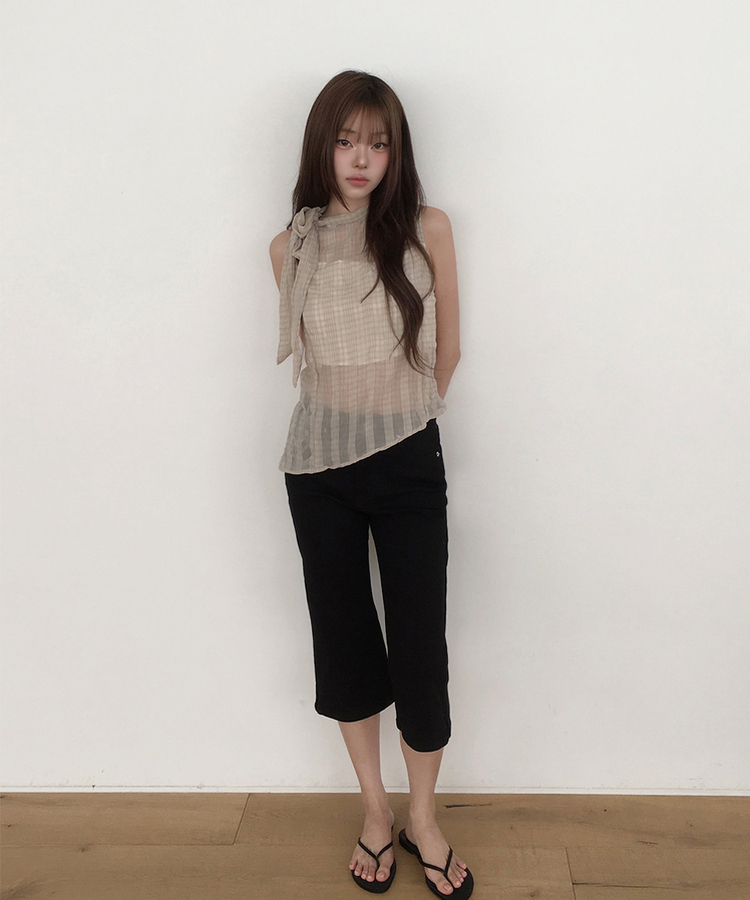 スリットカプリ6分丈パンツ BLACK