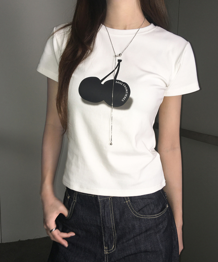 チェリープリントスリム半袖Tシャツ WHITE