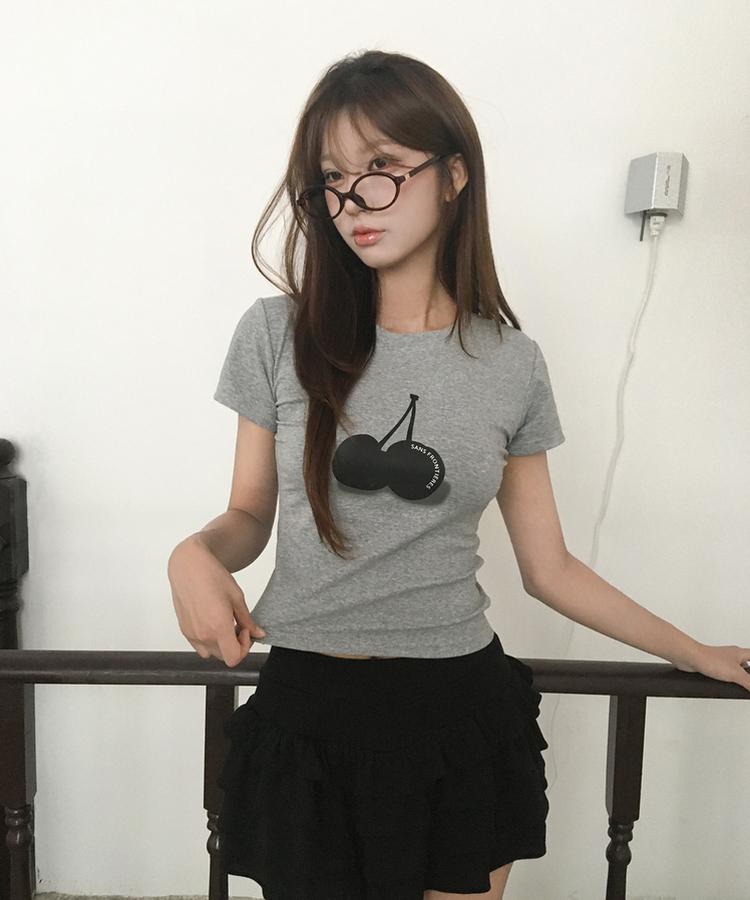 チェリープリントスリム半袖Tシャツ GREY